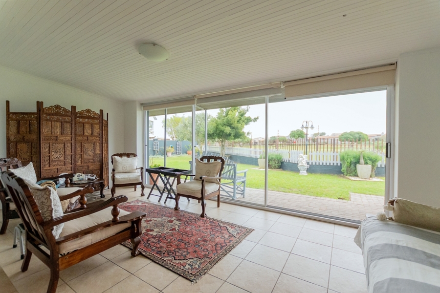 4 Bedroom Property for Sale in Country Club Western Cape